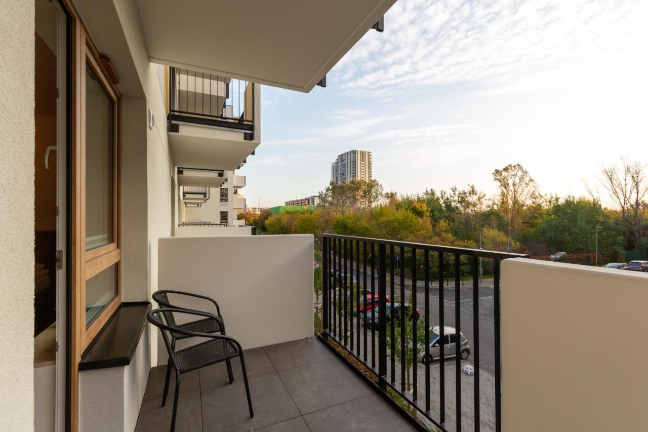 Atrium Promenada Apartments Goclaw By Noclegi Renters วอร์ซอ ภายนอก รูปภาพ